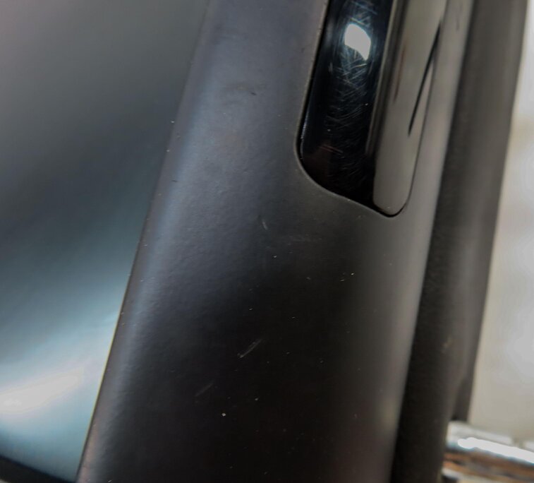 Thumbnail 7: 13 RANGE ROVER (L405) FRONT LEFT OR RIGHT HEADREST (BLACK) w/ DVD VIDEO SCREEN