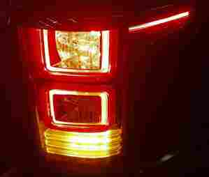 Thumbnail 2: 2013-2017 RANGE ROVER (L405) RIGHT PASSENGER LED TAILLIGHT BRAKE LIGHT LAMP