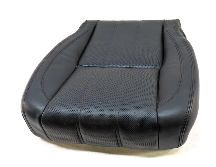Thumbnail 2: 2013 LAND RANGE ROVER (L405) FRONT RIGHT LOWER HEATED SEAT CUSHION (EBONY BLACK)