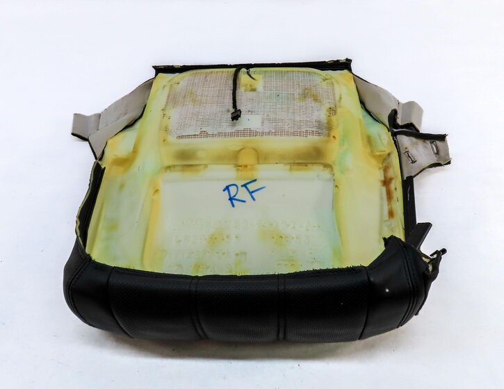 Thumbnail 5: 2013 LAND RANGE ROVER (L405) FRONT RIGHT LOWER HEATED SEAT CUSHION (EBONY BLACK)