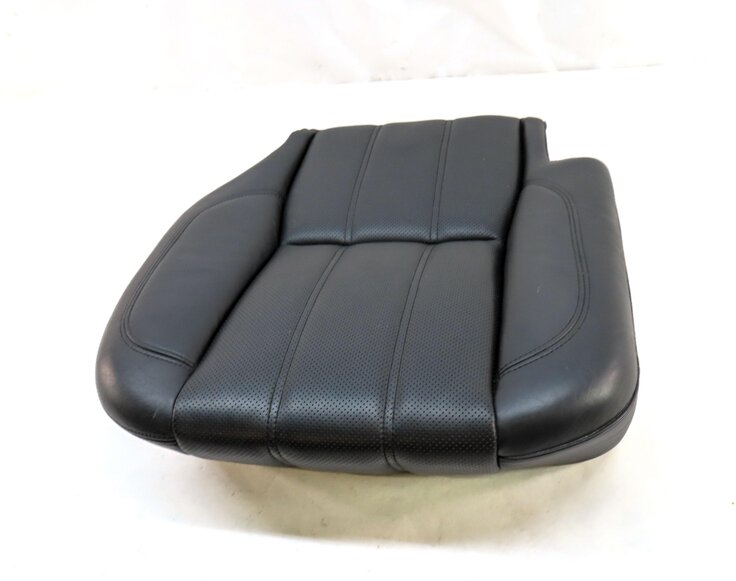 Thumbnail 2: 2013 LAND RANGE ROVER (L405) REAR 2ND ROW RIGHT HEATED LOWER SEAT CUSHION BLACK
