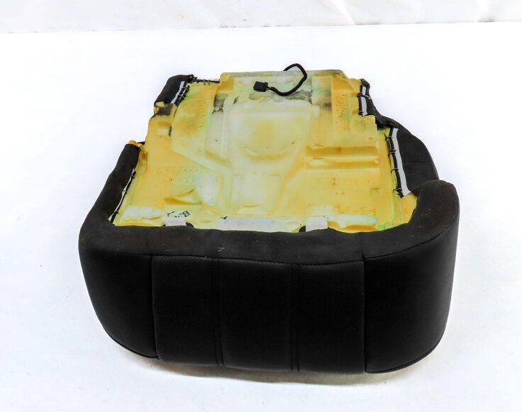 Thumbnail 5: 2013 LAND RANGE ROVER (L405) REAR 2ND ROW RIGHT HEATED LOWER SEAT CUSHION BLACK