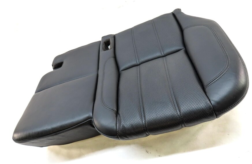 Thumbnail 3: 2013 LAND RANGE ROVER (L405) REAR 2ND ROW LEFT HEATED LOWER SEAT CUSHION (BLACK)