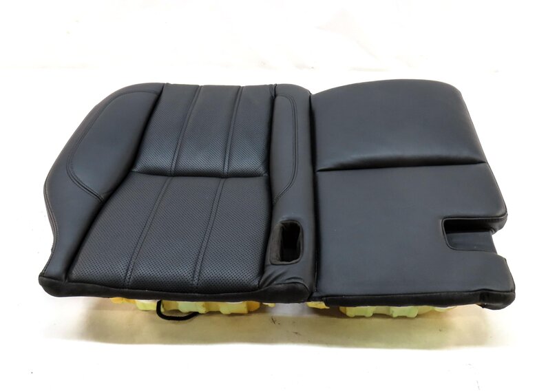 Thumbnail 4: 2013 LAND RANGE ROVER (L405) REAR 2ND ROW LEFT HEATED LOWER SEAT CUSHION (BLACK)
