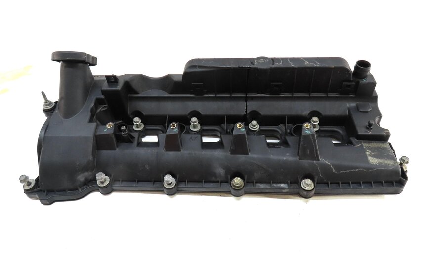 Thumbnail 2: 10-18 RANGE ROVER SPORT (L320 L322 L494 L405) 5.0L V8 - LEFT ENGINE VALVE COVER