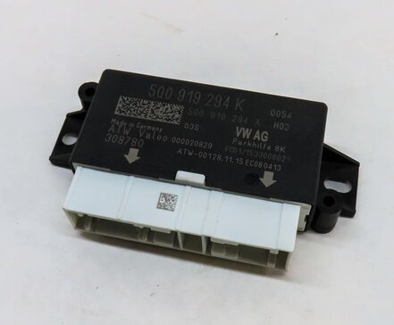 Thumbnail 1: 2016 AUDI A3 (8V) PARK DISTANCE ASSIST PDC CONTROL MODULE 5Q0919294K