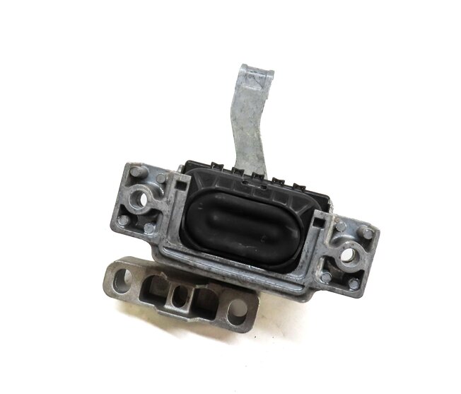 Thumbnail 1: 2016 AUDI A3 (8V) 1.8L TURBO CNSB RIGHT ENGINE MOTOR MOUNT 5Q0199262BK