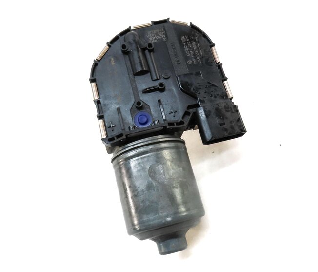 Thumbnail 3: 2015-2018 AUDI A3 S3 RS3 (8V) SEDAN / CONVERTIBLE - FRONT WINDSHIELD WIPER MOTOR
