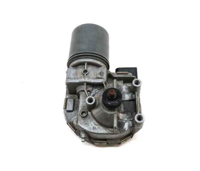 Thumbnail 4: 2015-2018 AUDI A3 S3 RS3 (8V) SEDAN / CONVERTIBLE - FRONT WINDSHIELD WIPER MOTOR