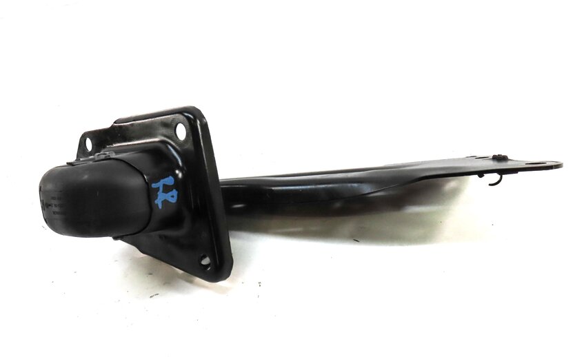 Thumbnail 3: 2015-2019 AUDI VW GOLF / A3 S3 RS3 TT (8V MK3) RIGHT PASSENGER REAR TRAILING ARM