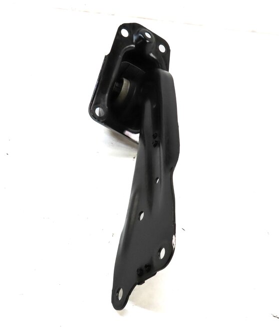 Thumbnail 6: 2015-2019 AUDI VW GOLF / A3 S3 RS3 TT (8V MK3) RIGHT PASSENGER REAR TRAILING ARM
