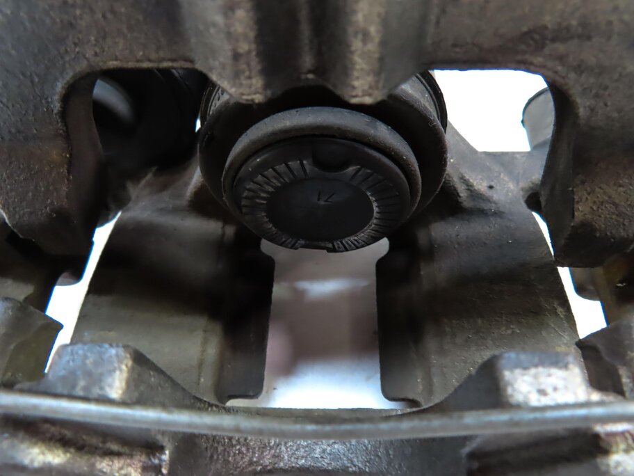 Thumbnail 7: 2015-2018 AUDI A3 (8V) REAR LEFT DRIVER ABS DISC BRAKE CALIPER w/ ACTUATOR