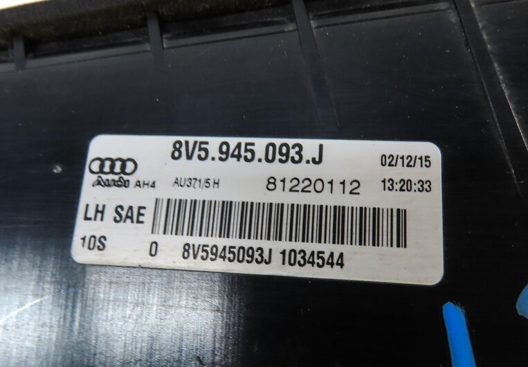 Thumbnail 6: 2015-2016 AUDI A3 S3 (8V) SEDAN CONVERTIBLE LEFT INNER LED TAILLIGHT LIGHT LAMP