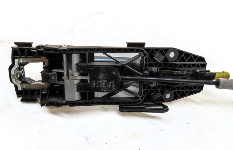 Thumbnail 5: 15-19 AUDI A3 S3 RS3 TT (8V MK3) LEFT FRONT DRIVER EXTERIOR DOOR HANDLE (GRAY)