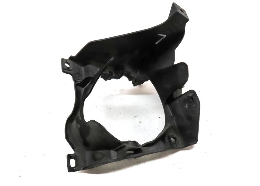 Thumbnail 3: 2009 PORSCHE CAYENNE (957) FRONT LEFT DRIVER FOG LIGHT MOUNTING BRACKET