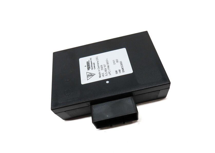 Thumbnail 3: 2009 PORSCHE CAYENNE (957) REAR HATCH TAILGATE TRUNK CONTROL MODULE 7L5959107