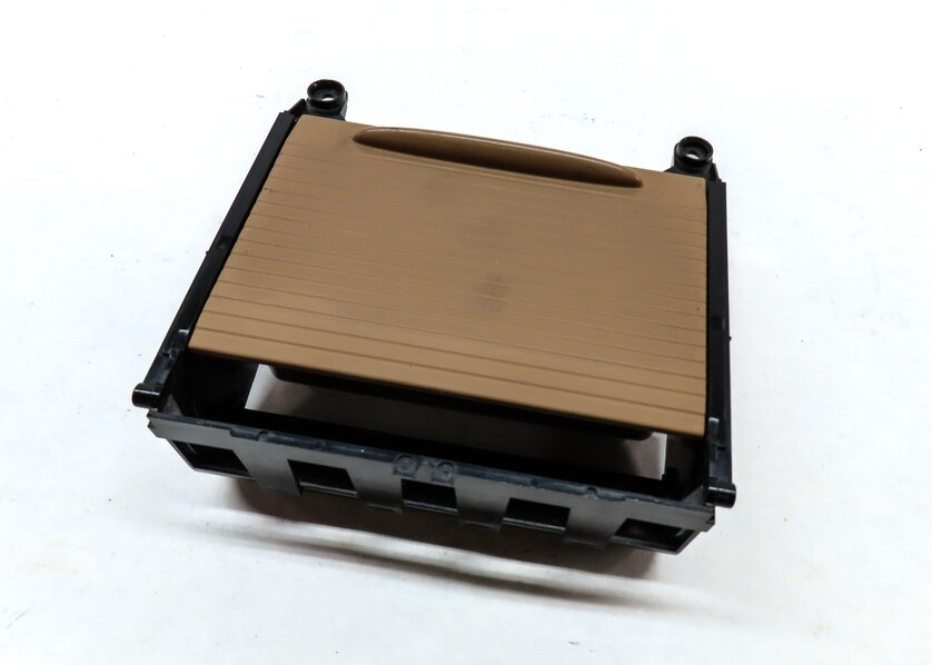 Thumbnail 1: 2009 PORSCHE CAYENNE (957) CENTER CONSOLE STORAGE COMPARTMENT HAVANNA SAND BEIGE