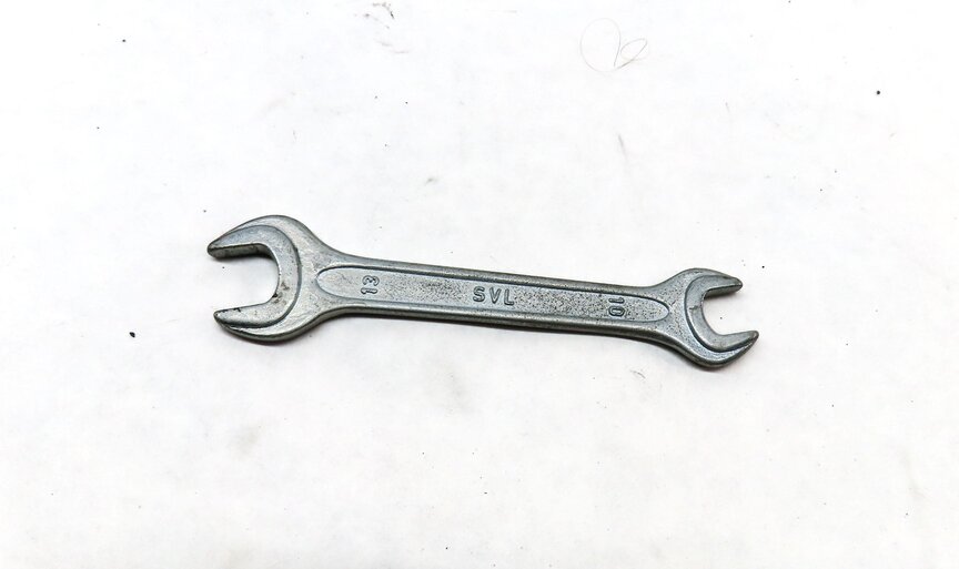 Thumbnail 5: 2003-2010 PORSCHE CAYENNE (955) SCISSOR JACK HANDLE LUG WRENCH CHOCK TOOL KIT