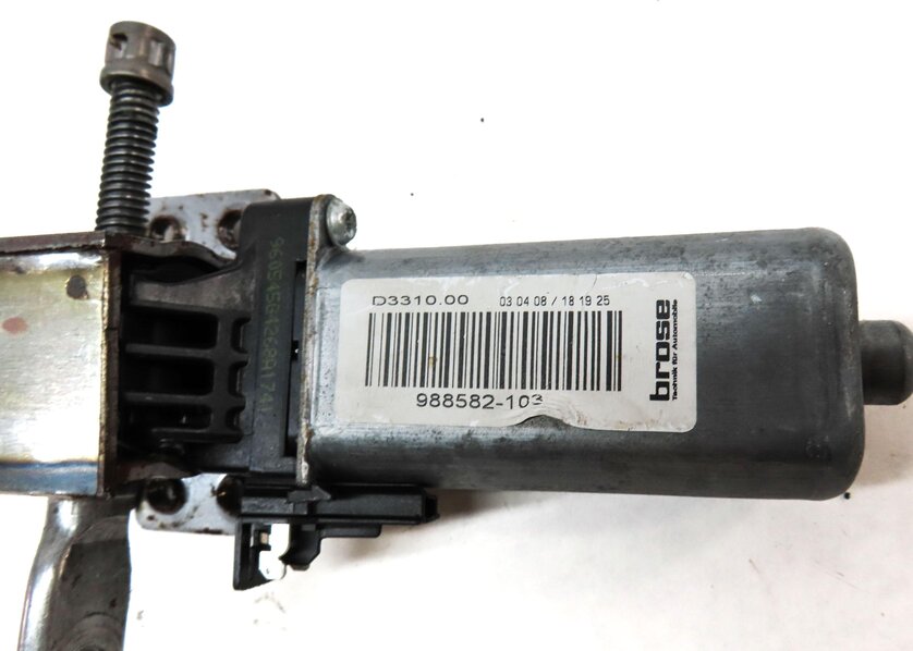 Thumbnail 6: 2009 PORSCHE CAYENNE (957) FRONT RIGHT SEAT ADJUST MOTOR SET 3 0130002529 988582
