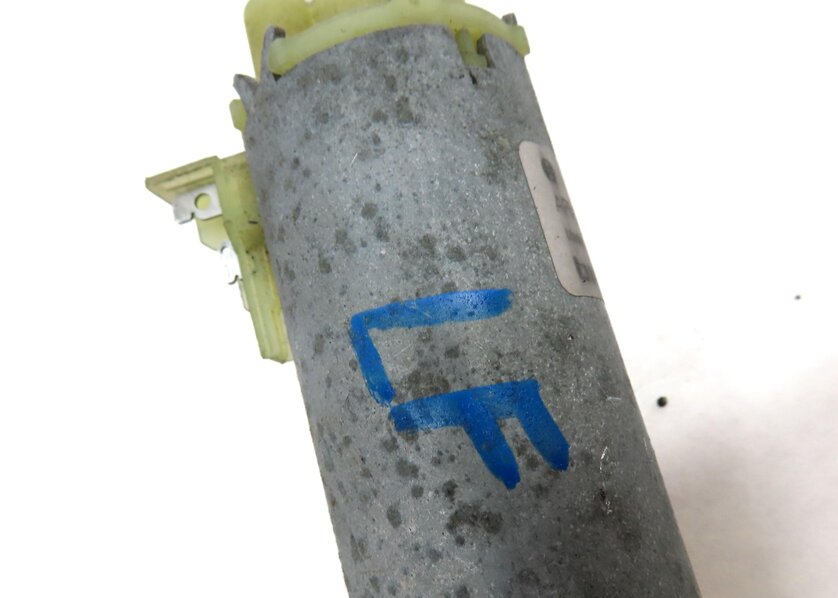 Thumbnail 8: 2009 PORSCHE CAYENNE (957) FRONT LEFT DRIVER SEAT ADJUST MOTOR SET 3 0130002532