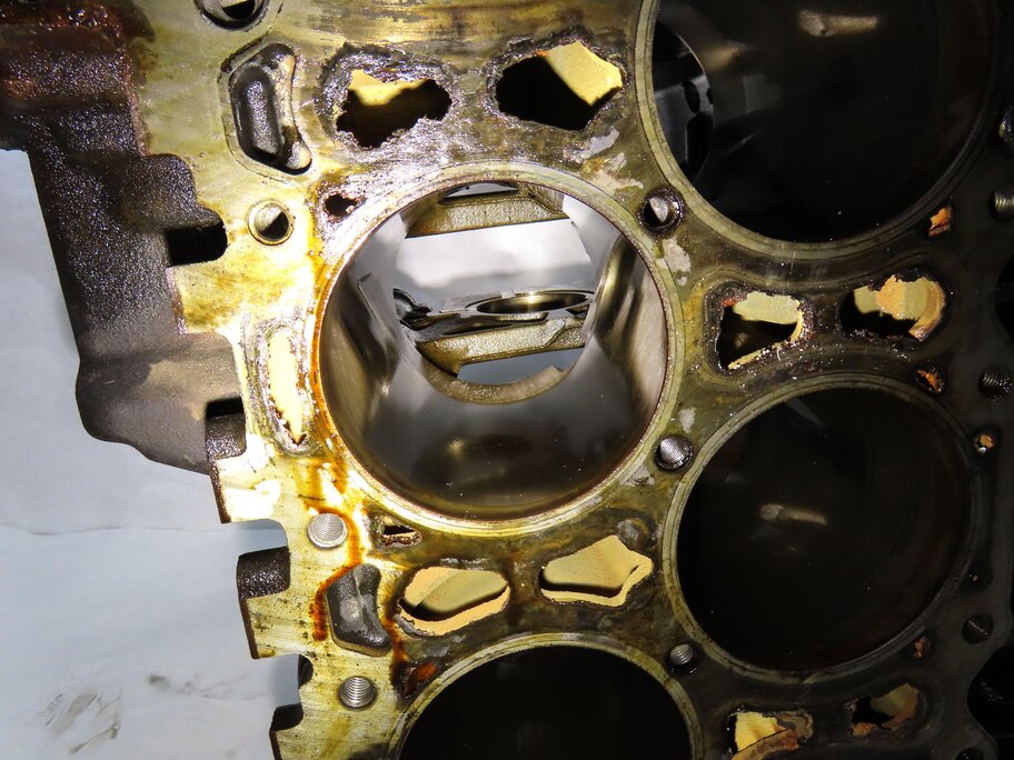 Thumbnail 11: 2009-2010 PORSCHE CAYENNE (957) 3.6L VR6 ENGINE BARE CYLINDER BLOCK (ALUMINUM)