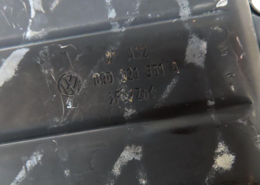 Thumbnail 7: 03-10 PORSCHE CAYENNE (955 957) AUTO AUTOMATIC TRANSMISSION OIL PAN FLUID PAN