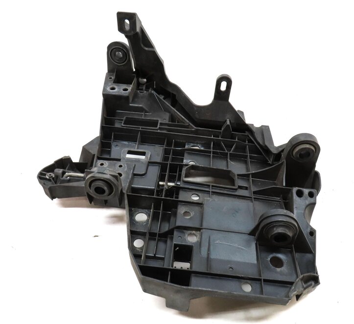Thumbnail 6: 2009 PORSCHE CAYENNE (957) FRONT LEFT DRIVER HEADLIGHT MOUNT BRACKET 7L5941045
