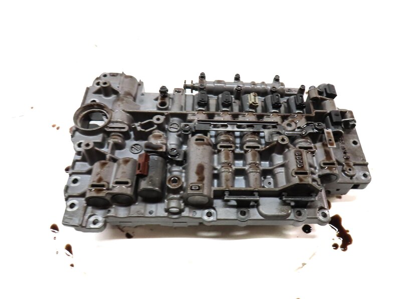 Thumbnail 6: 08-09 PORSCHE CAYENNE 957 3.6L AUTO TRANSMISSION VALVE BODY -FROM VIN 9P8LA26517
