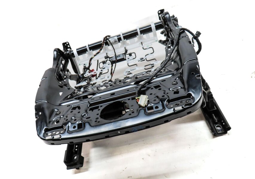Thumbnail 3: 2018-2023 AUDI Q5 (FY 80A) LEFT DRIVER FRONT SEAT TRACK ASSEMBLY w/ MOTORS