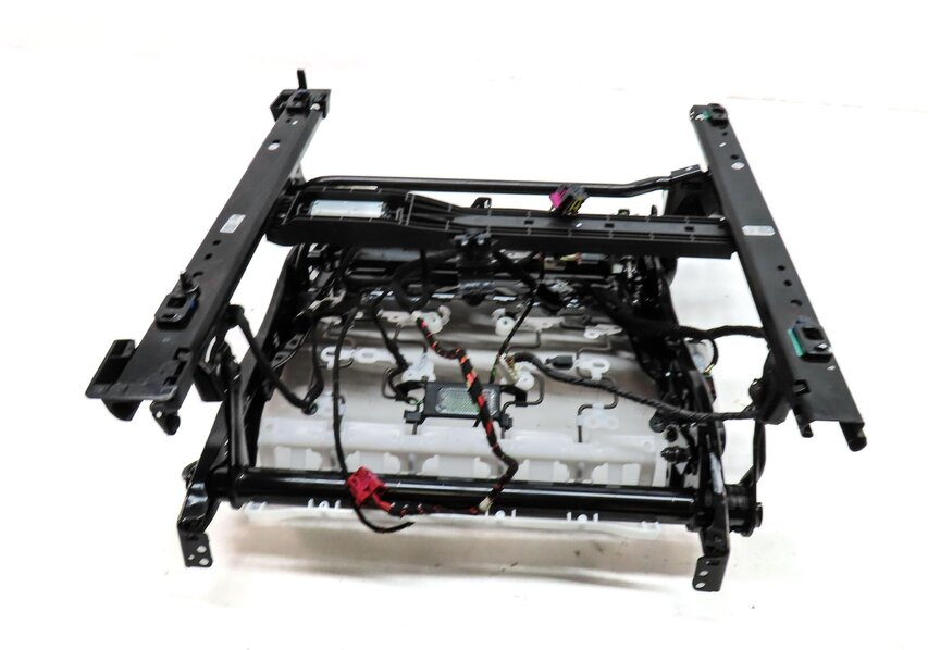 Thumbnail 6: 2018-2023 AUDI Q5 (FY 80A) LEFT DRIVER FRONT SEAT TRACK ASSEMBLY w/ MOTORS