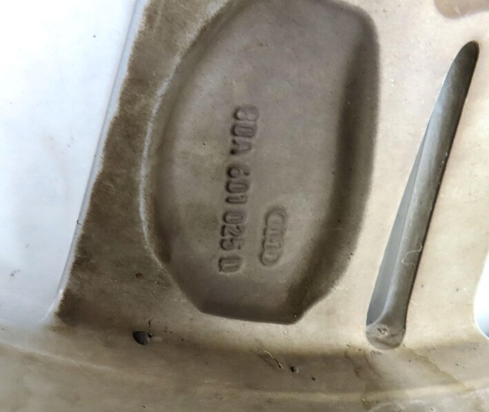 Thumbnail 10: 2018-2019 AUDI Q5 (FY 80A) 19x8 ALUMINUM 5 SPOKE SLOTTED WHEEL RIM (SILVER)