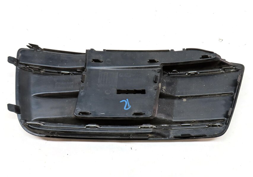 Thumbnail 5: 2018 AUDI Q5 (FY 80A) FRONT RIGHT PASSENGER LOWER BUMPER GRILLE (BLACK)