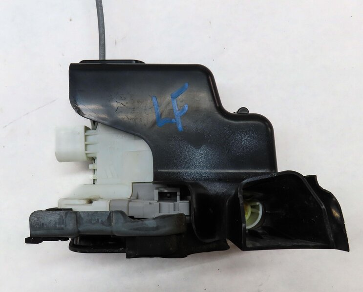 Thumbnail 6: 15-21 AUDI A3 S3 A4 Q5 TT (8V B9 MK3 FY) LEFT FRONT DRIVER DOOR LOCK LATCH