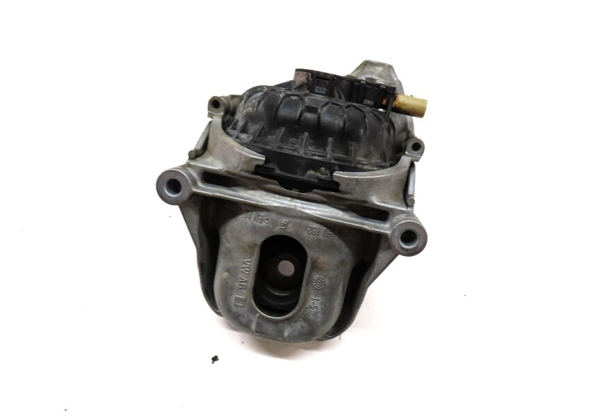 Thumbnail 1: 2018 AUDI Q5 (FY 80A) 2.0L DAYB TURBO LEFT ENGINE MOTOR MOUNT w/ SENSOR