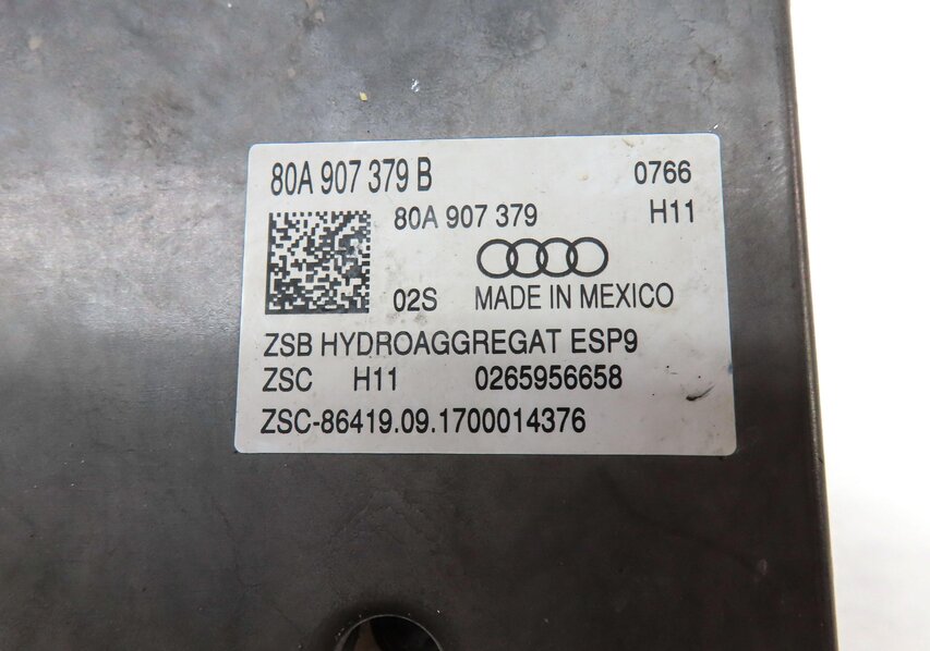 Thumbnail 6: 2018-2023 AUDI Q5 (FY 80A) REAR LEFT DRIVER SIDE CV AXLE SHAFT
