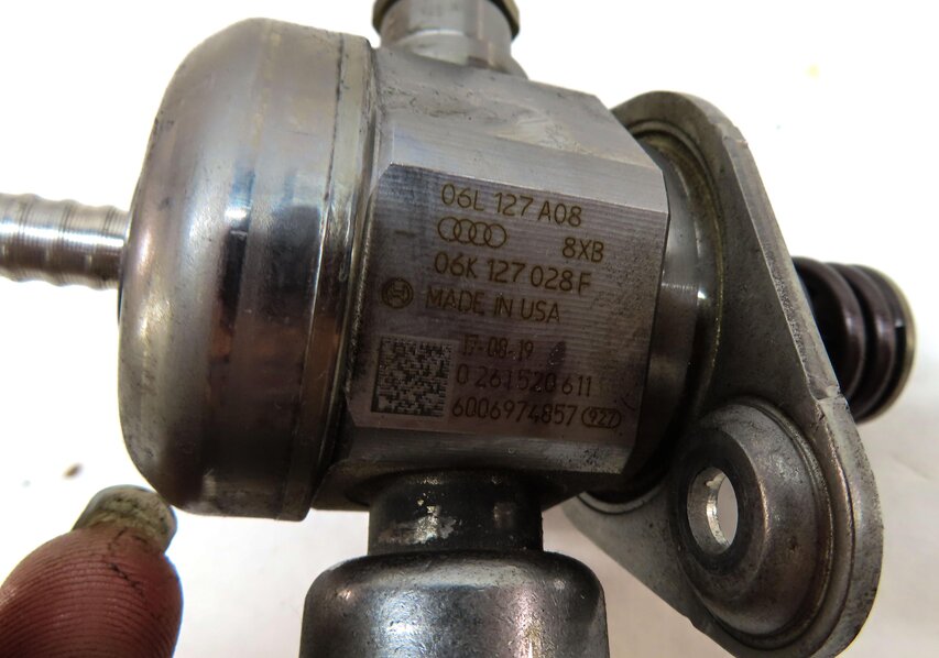 Thumbnail 8: 2018-2020 AUDI Q5 (FY 80A) ENGINE HIGH PRESSURE FUEL PUMP HPFP