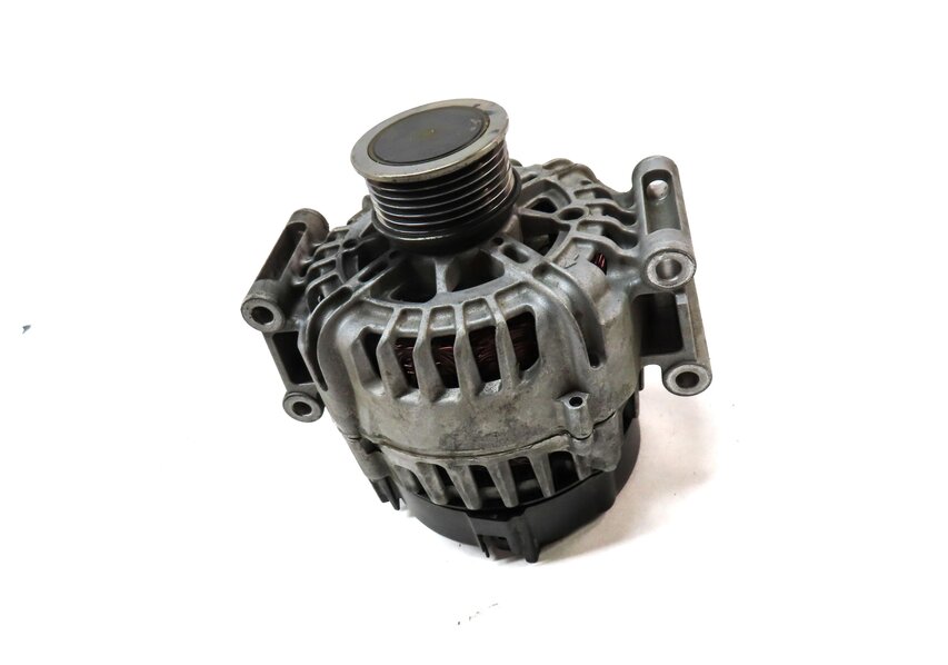 Thumbnail 3: 2018-2020 AUDI Q5 (FY 80A) ENGINE ALTERNATOR 150 AMP 14 VOLT