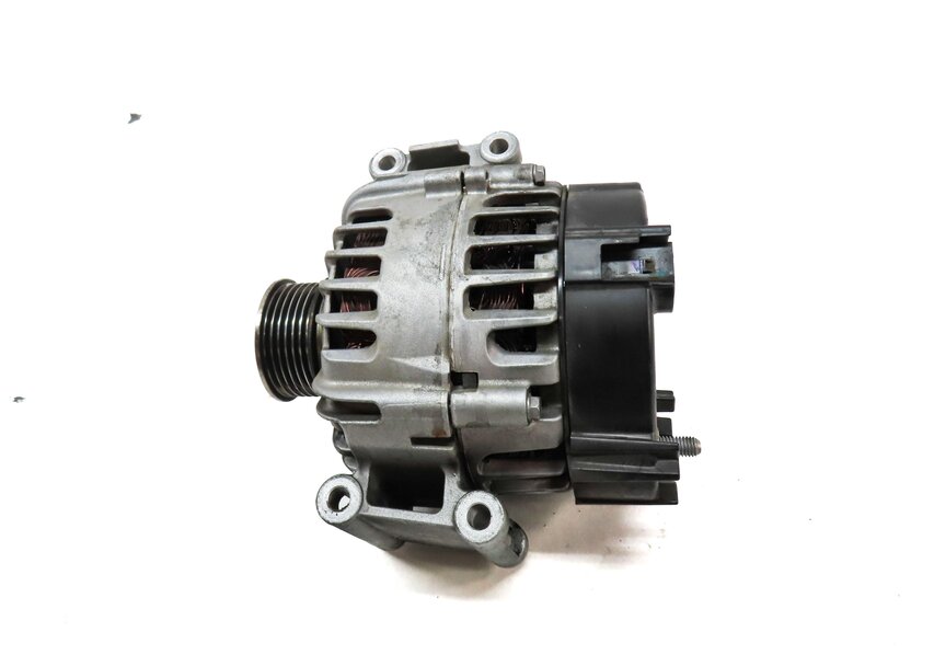 Thumbnail 4: 2018-2020 AUDI Q5 (FY 80A) ENGINE ALTERNATOR 150 AMP 14 VOLT