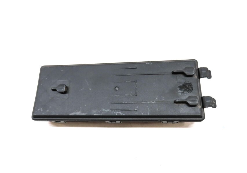 Thumbnail 5: 2018 AUDI Q5 (FY 80A) REAR HATCH TAILGATE TRUNK CONTROL MODULE 8W8959107B