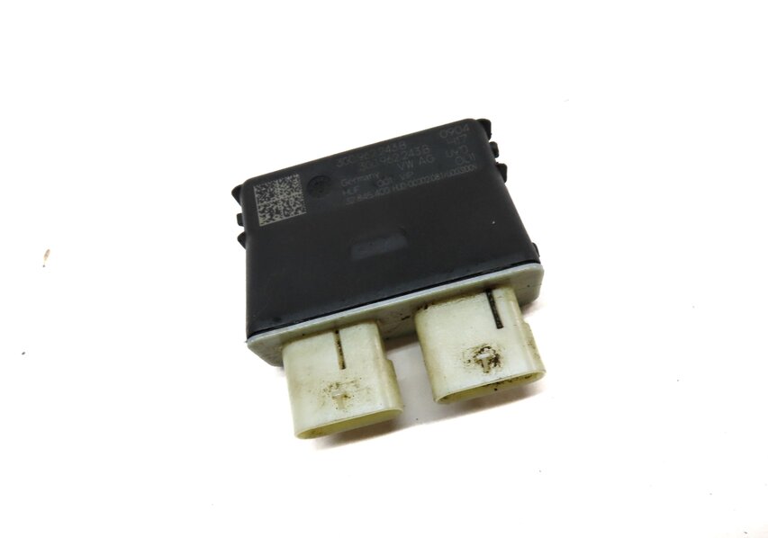 Thumbnail 3: 2018 AUDI Q5 (FY 80A) REAR HATCH TAILGATE TRUNK KICK PLATE OPEN CONTROL MODULE