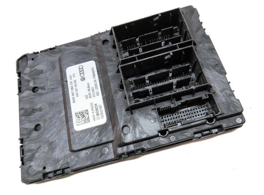 Thumbnail 3: 2018 AUDI Q5 (FY 80A) ONBOARD POWER SUPPLY CONTROL MODULE 8W0907063CG