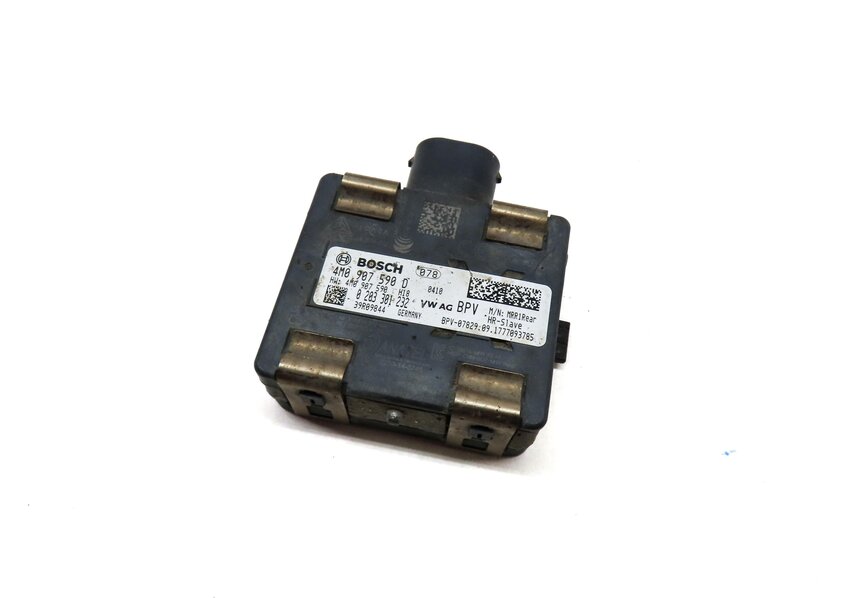 2018 AUDI Q5 FY 80A REAR LEFT BLIND SPOT RADAR SENSOR MODULE (SLAVE) 4M0907590D