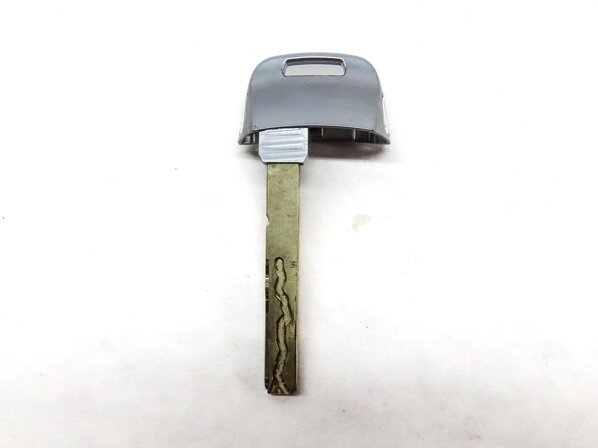 Thumbnail 5: 2018 AUDI Q5 (FY 80A) FRONT LEFT DRIVER DOOR LOCK CYLINDER w/ SKELETON KEY