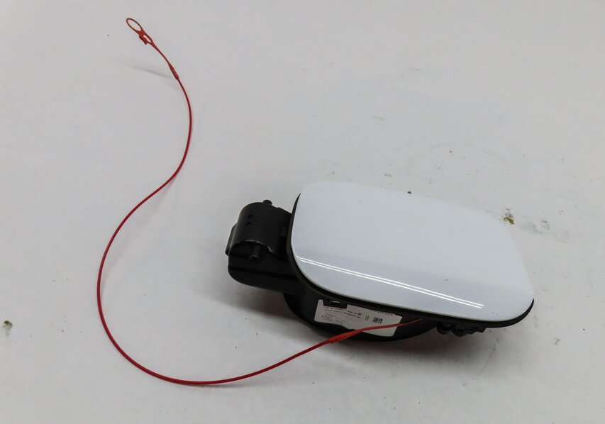 2018-2023 AUDI Q5 SQ5 (FY 80A) FUEL TANK DOOR LID COVER TRIM w/ HOUSING (WHITE)