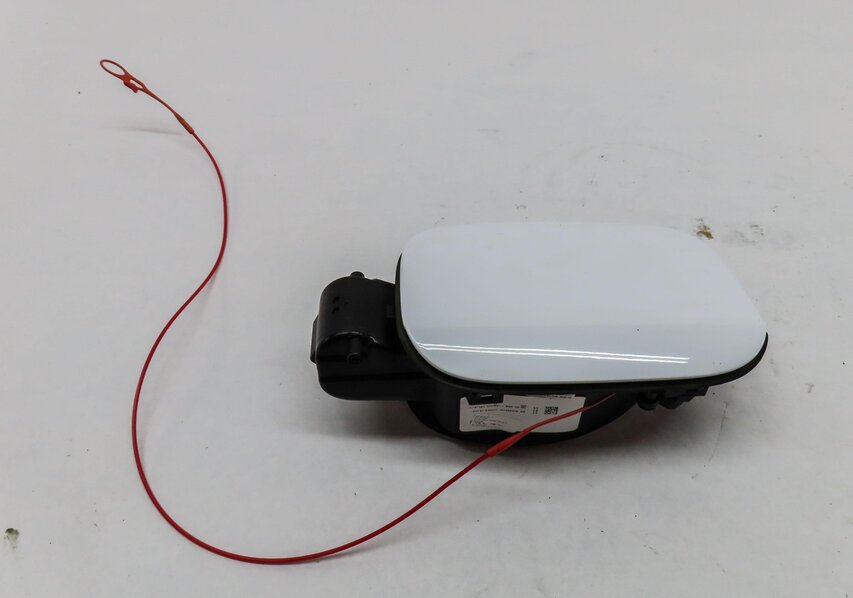 Thumbnail 2: 2018-2023 AUDI Q5 SQ5 (FY 80A) FUEL TANK DOOR LID COVER TRIM w/ HOUSING (WHITE)