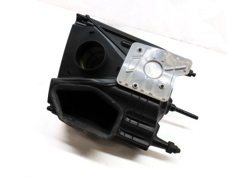 Thumbnail 1: 2018-2019 AUDI Q5 (FY 80A) ENGINE AIR INTAKE CLEANER FILTER BOX ASSEMBLY