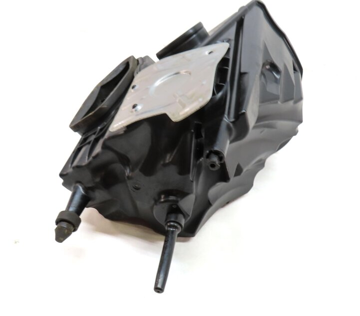 Thumbnail 4: 2018-2019 AUDI Q5 (FY 80A) ENGINE AIR INTAKE CLEANER FILTER BOX ASSEMBLY