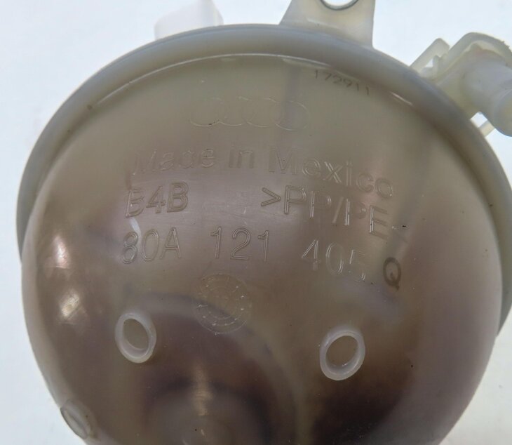 Thumbnail 6: 2018-2023 AUDI Q5 (FY 80A) ENGINE WATER COOLANT RESERVOIR TANK & CAP