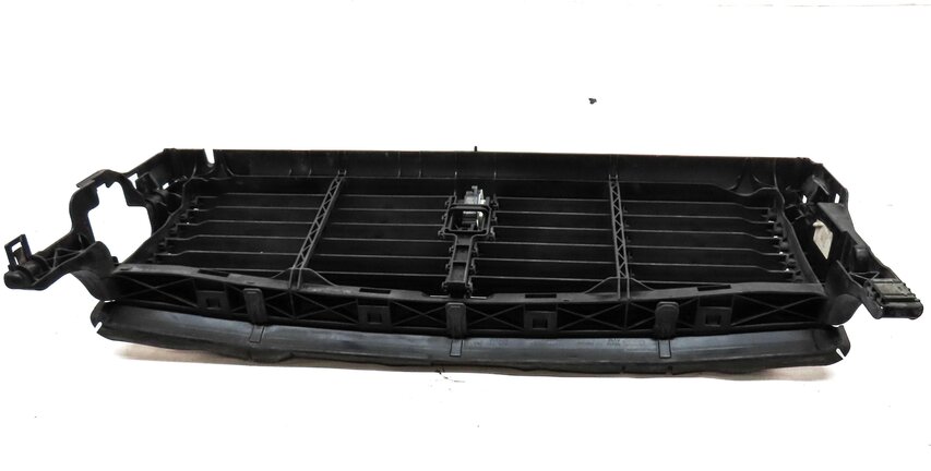 Thumbnail 7: 2018 AUDI Q5 (FY 80A) FRONT LOWER CENTER GRILLE AIR SHUTTER 80A121345AE