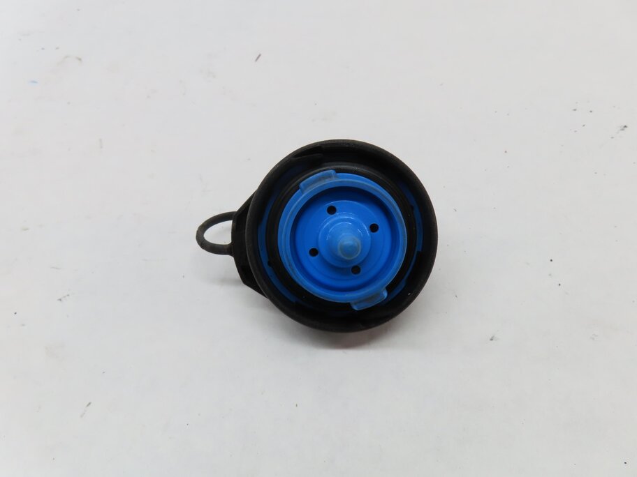 Thumbnail 4: 2013 AUDI Q5 (B8 8R) 2.0L GAS FUEL TANK GAS CAP w/ DONGLE